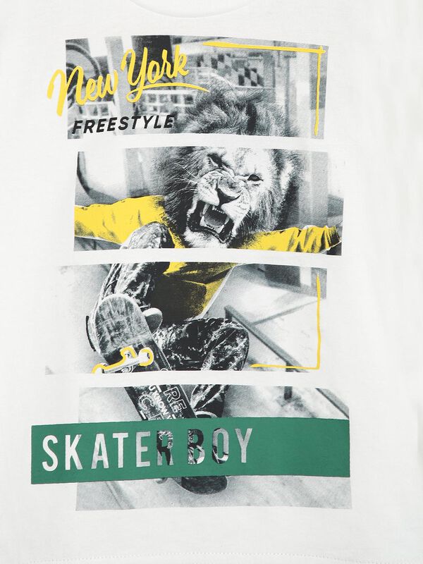 T-Shirt With Print image number 2